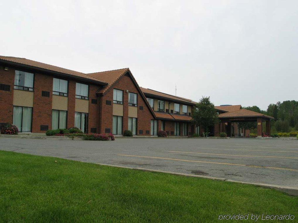柯克兰莱克康福特茵酒店 Kirkland Lake 外观 照片